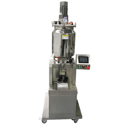 คุณภาพ  220V 2.3kw Automatic Lip Gloss Filling Machine Two Head Lip Gloss Quantitative Filling Machine โรงงาน